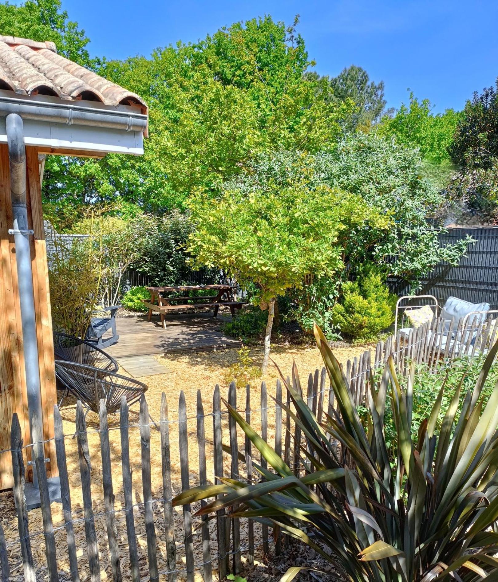 Cottage en bois cosy avec plage lac à 600m, entre océan et Dune du Pilat sur propriété privée Sanguinet Extérieur photo